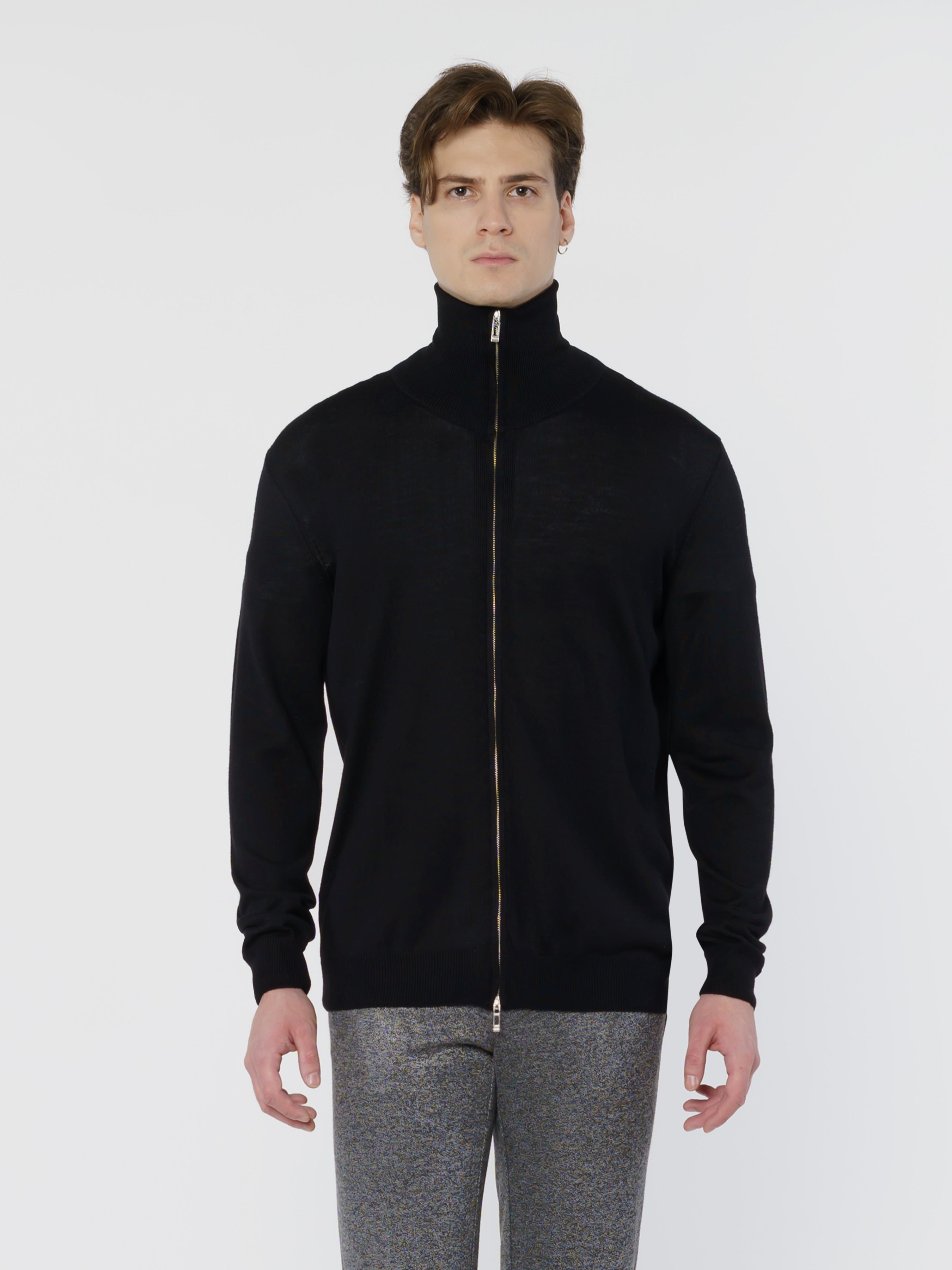 Premium Zip-Up Men's Sweatshirt - Stylish and Comfortable Fit CA1M10.17.02