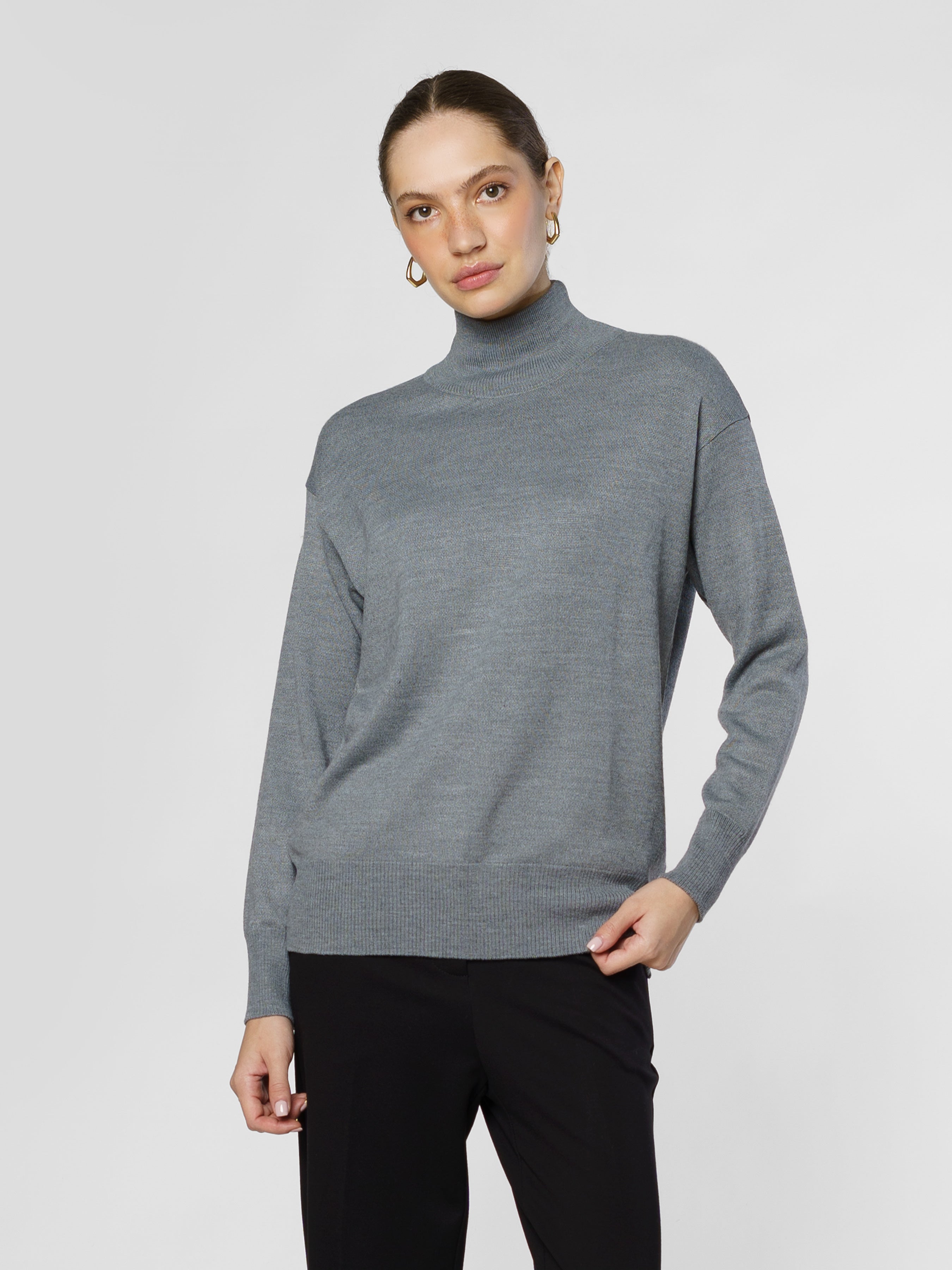 Women's Gray Acrylic Sweater