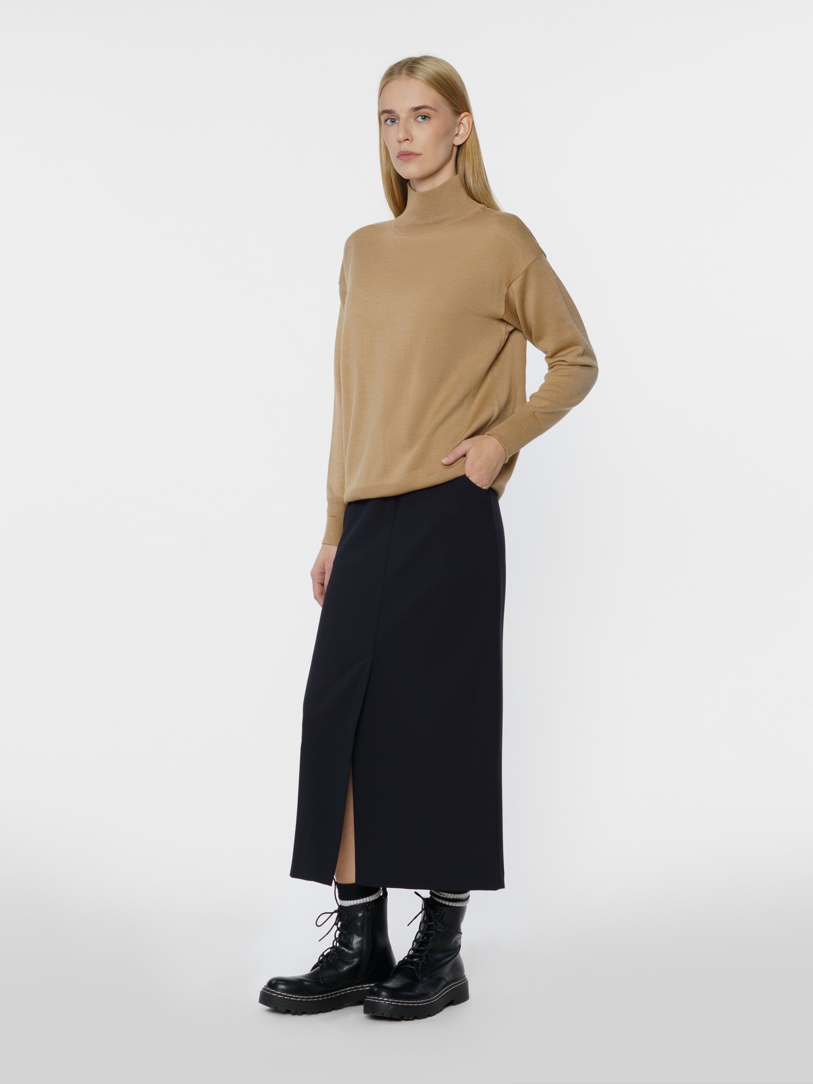 Beige Women's Sweater CA1W10.22.16