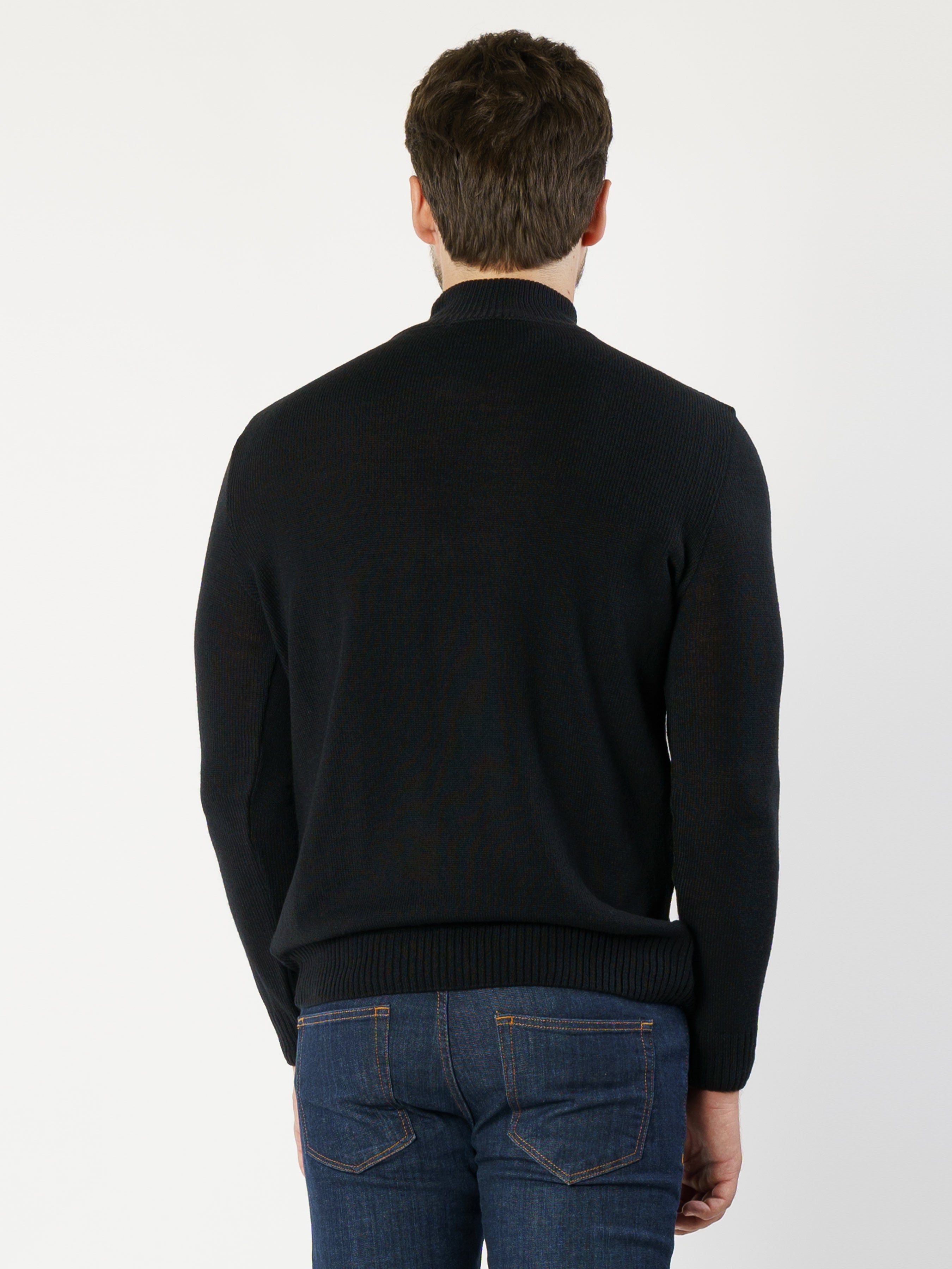 Men's Black Turtleneck Sweater CA1M10.53.02