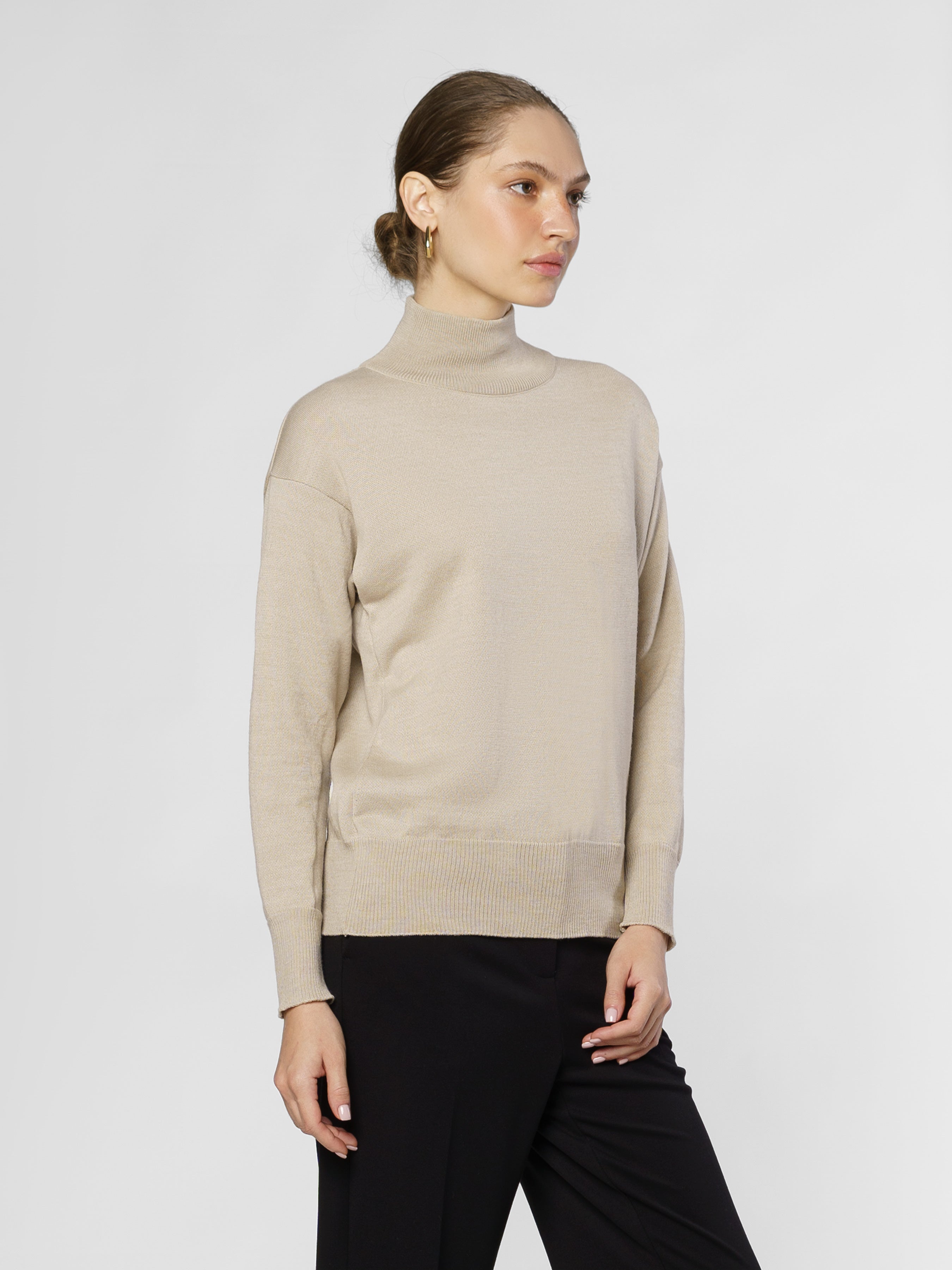 Women's Beige Sweater CA1W10.21.16