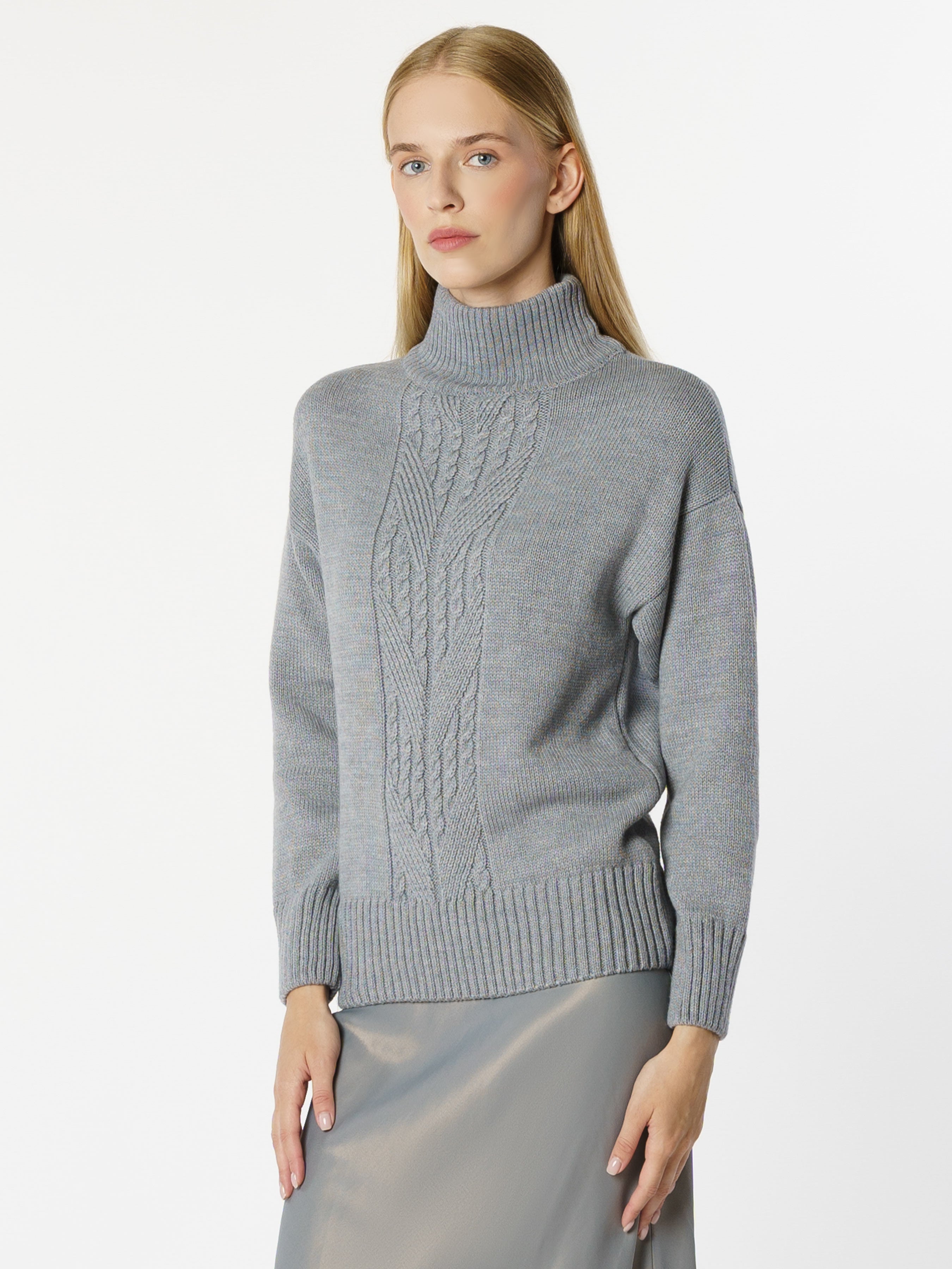 Women's Gray Sweater CA1W10.26.11
