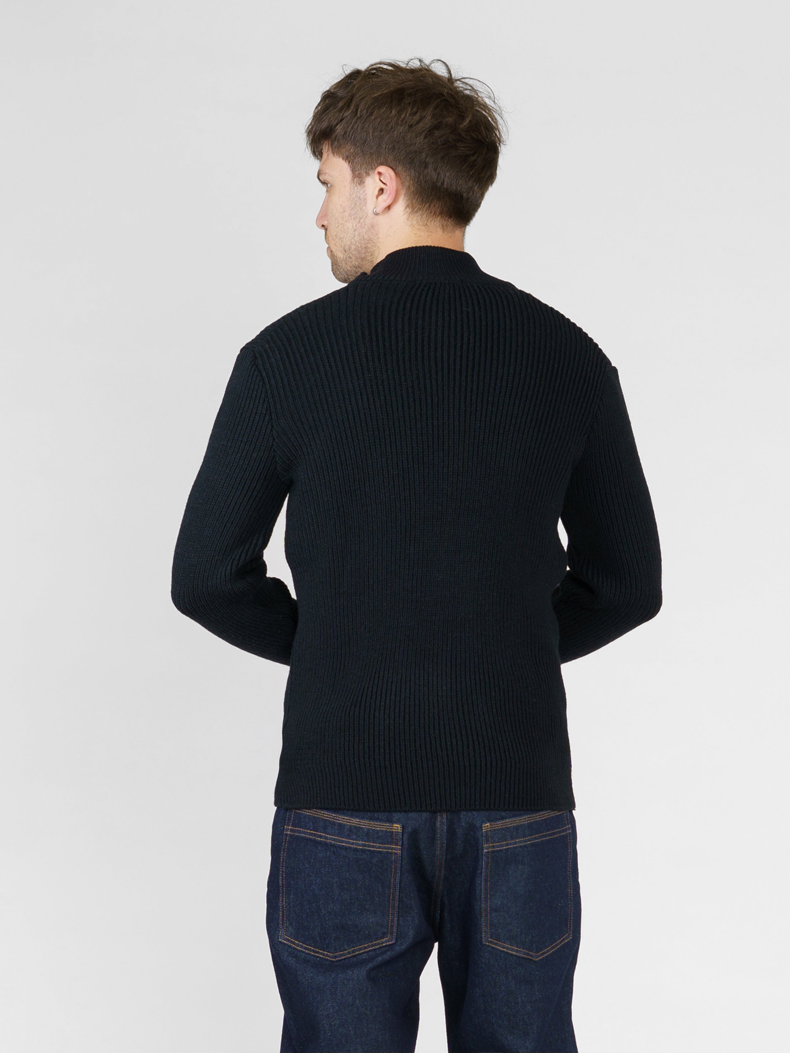 Stylish Men's Zipper Sweatshirt - Perfect for Every Occasion CA1M10.34.02