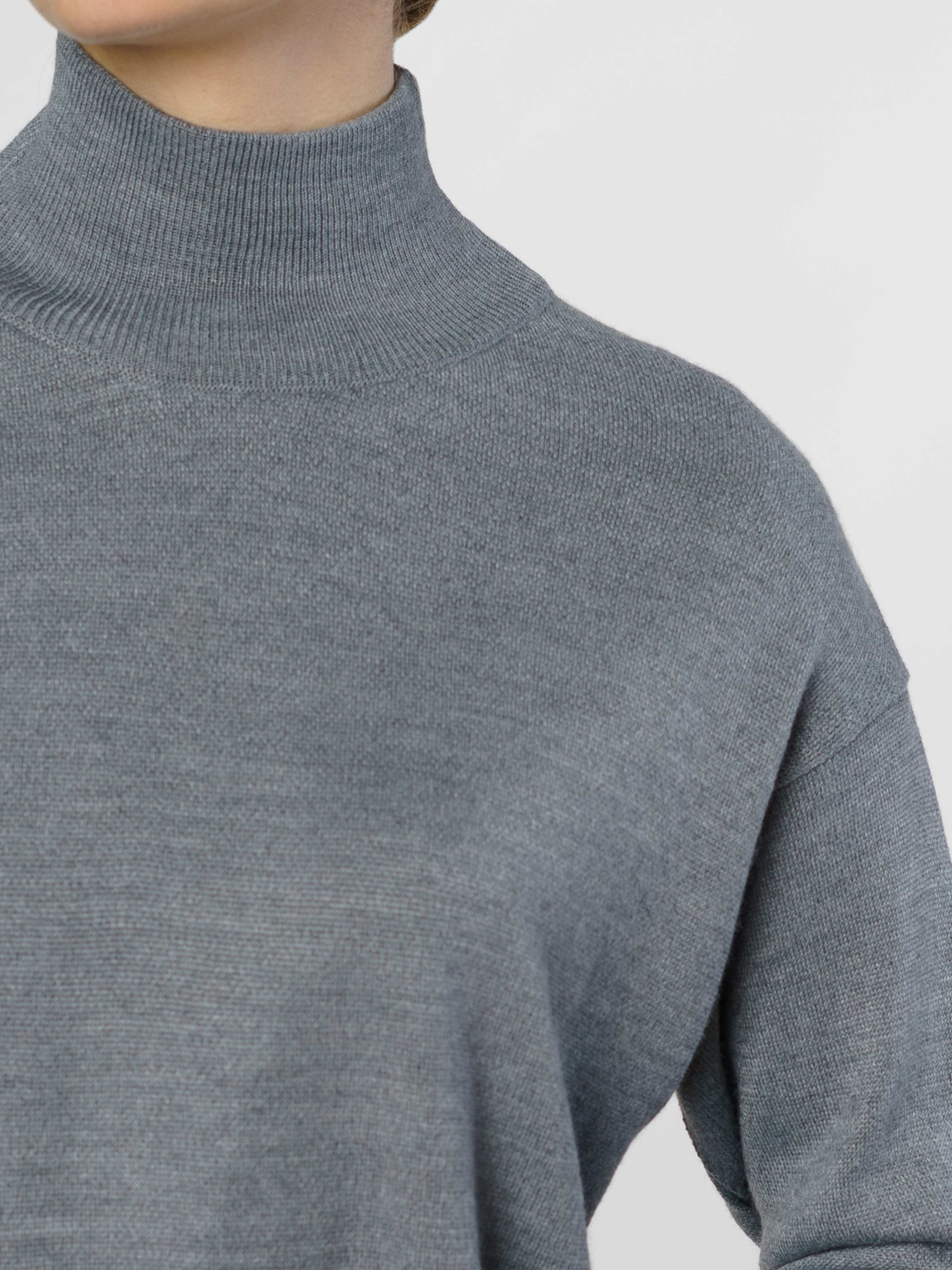 Women's Gray Acrylic Sweater