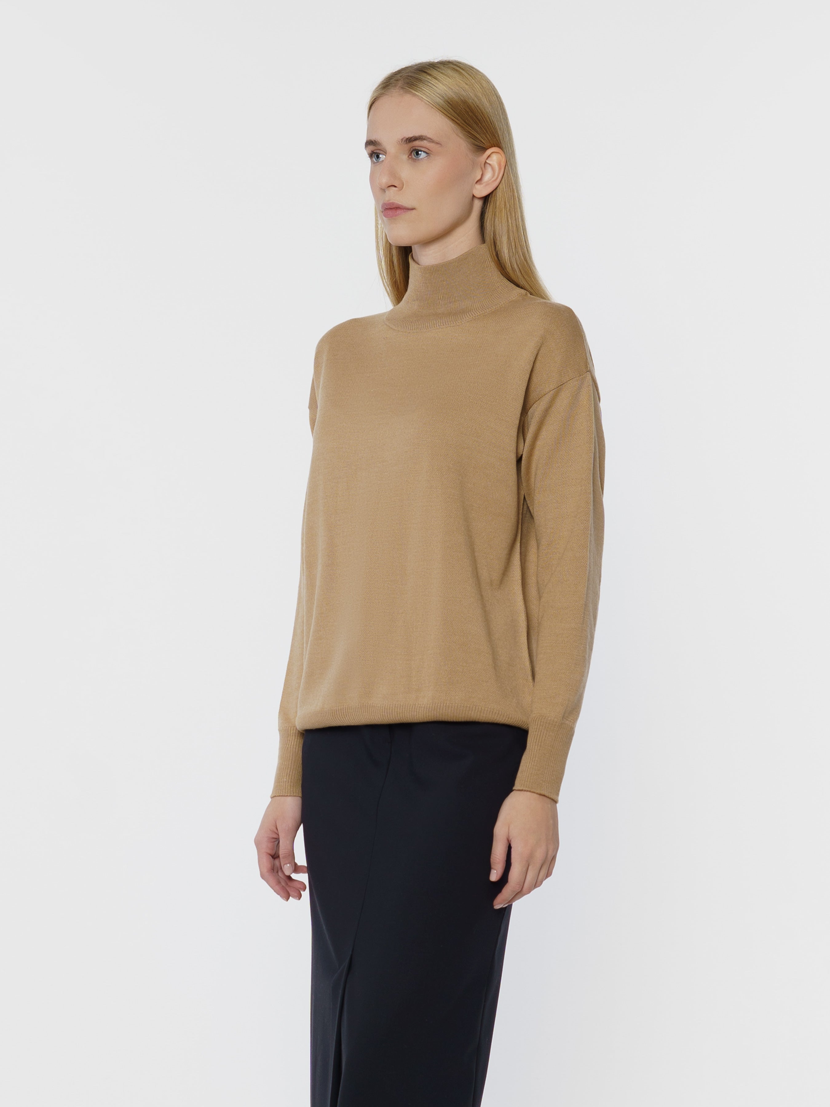 Beige Women's Sweater CA1W10.22.16