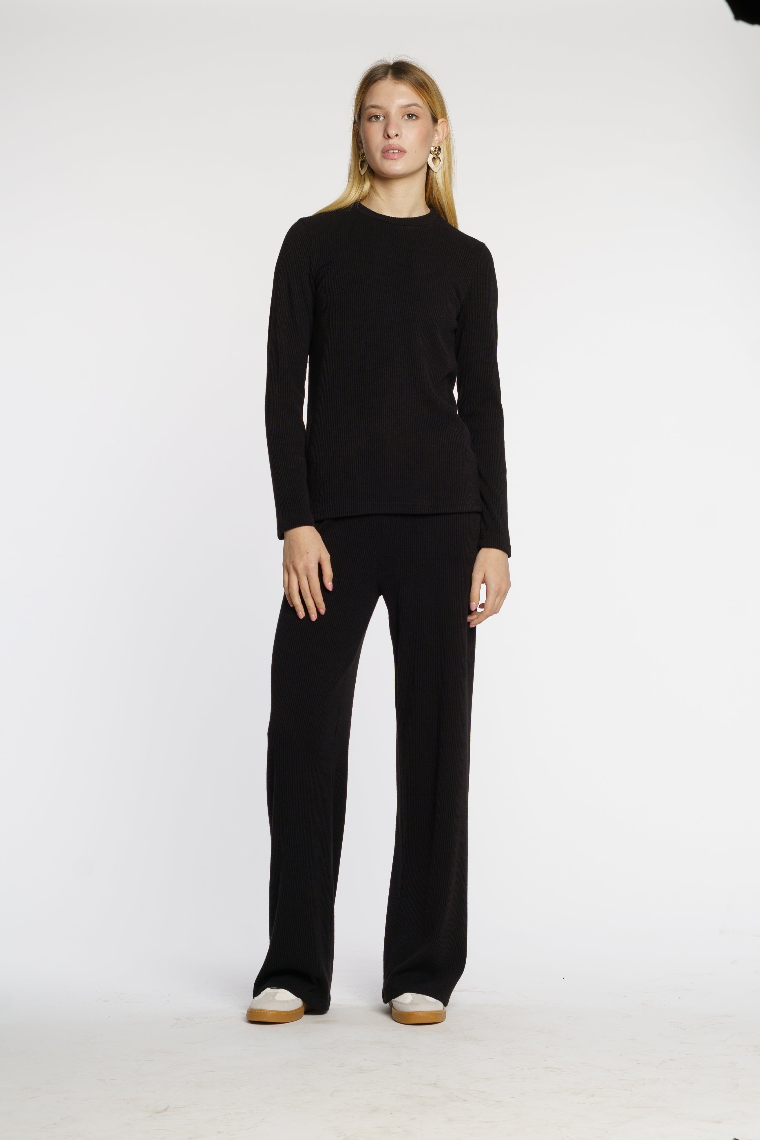 Black Long Sleeve T-Shirt CA1W17.01.02