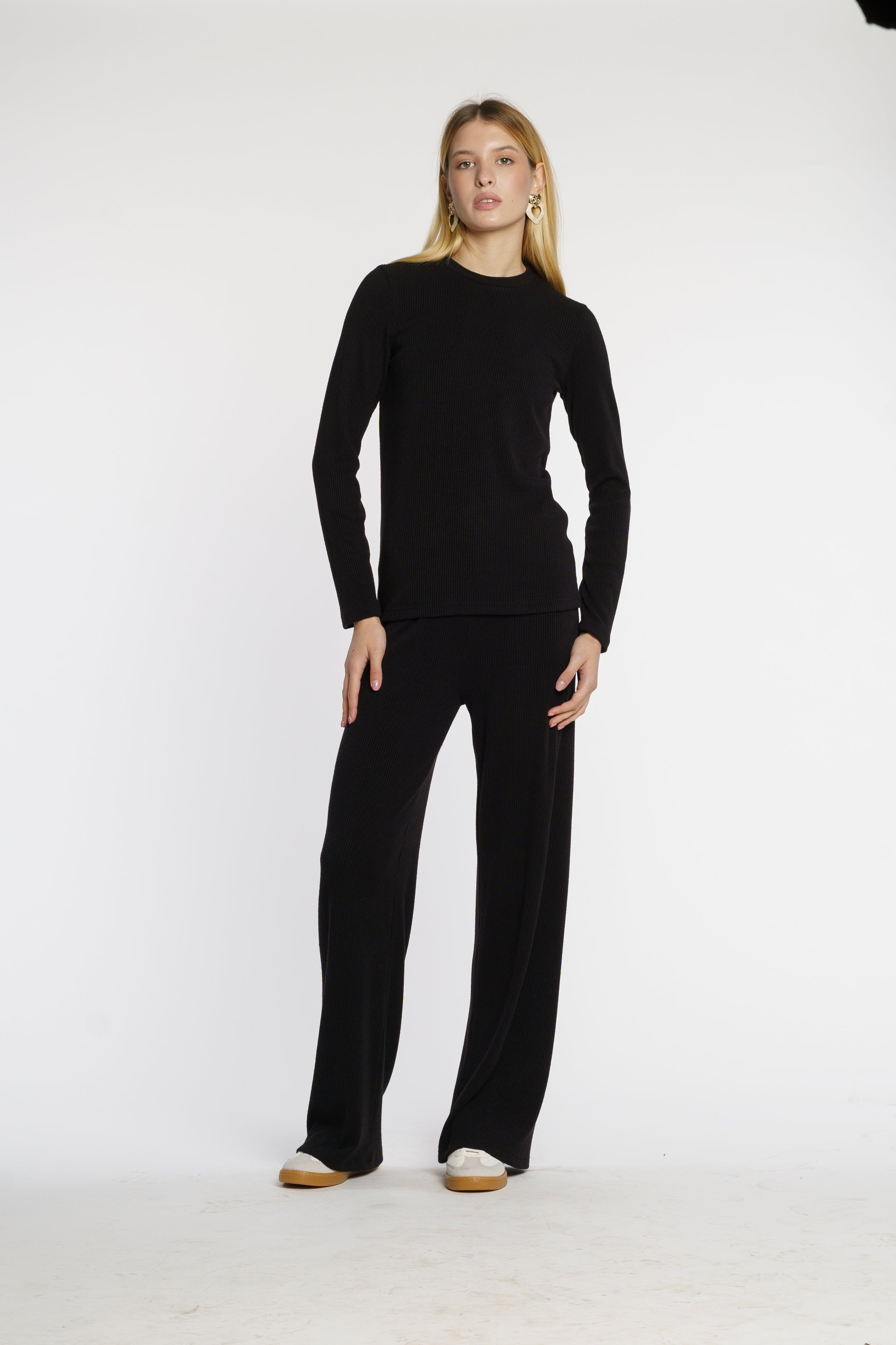 Black Long Sleeve T-Shirt CA1W17.01.02